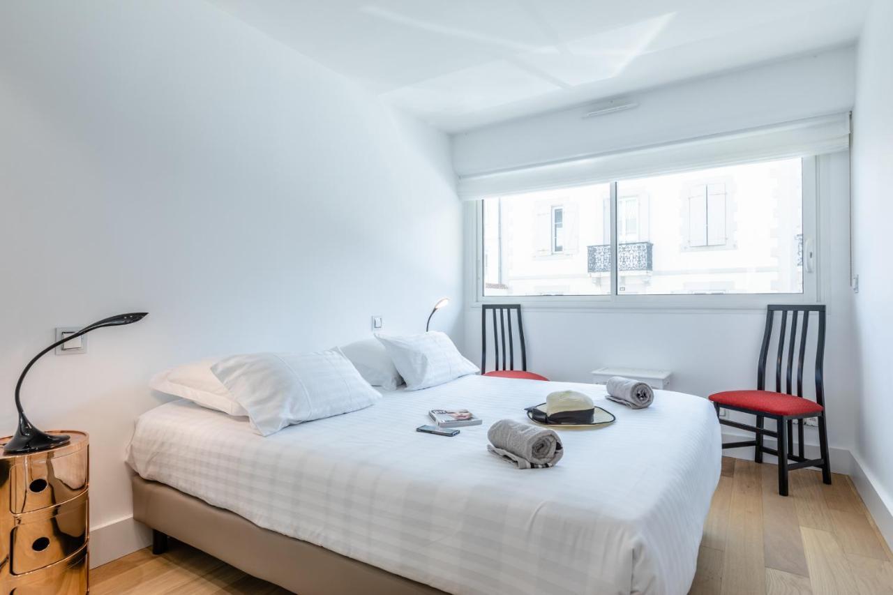 Easy Cles- Bright 3 Bedrooms Flat Next To Les Halles With Parking Biarritz Buitenkant foto